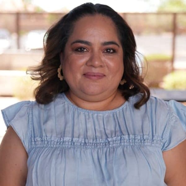 Mayra Rosales