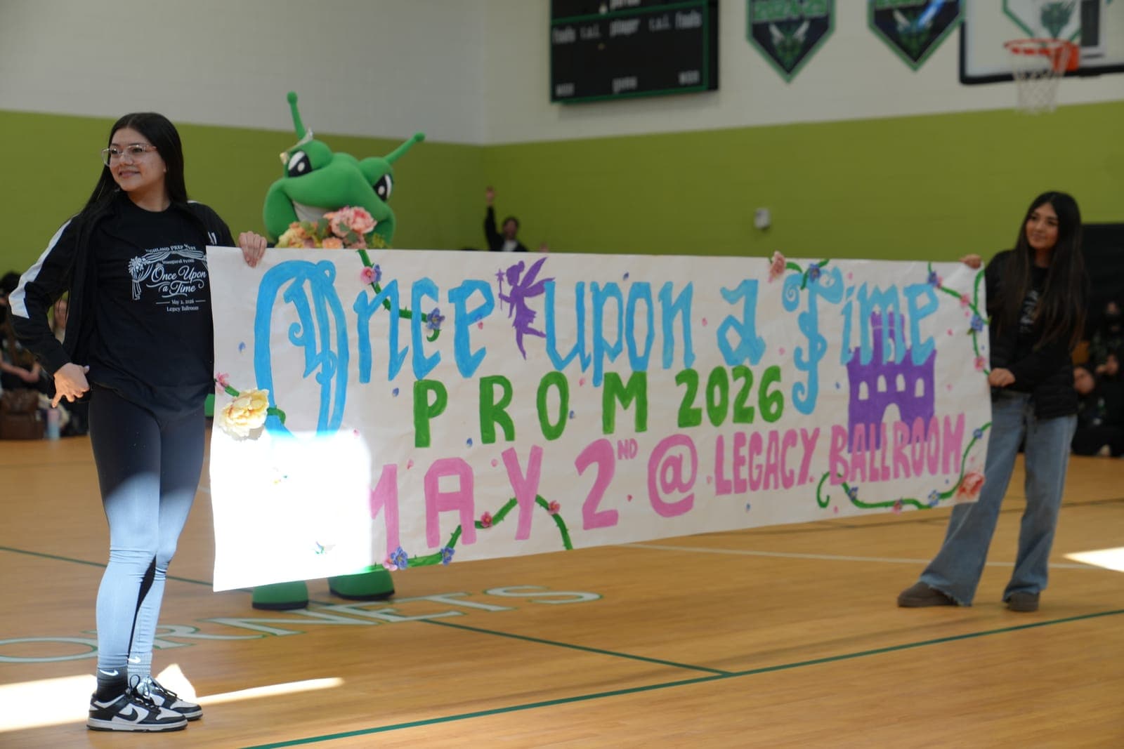A Highland Prep West promposal reveal